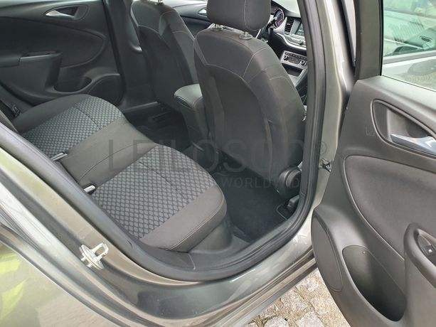 Opel Astra · Ano 2019