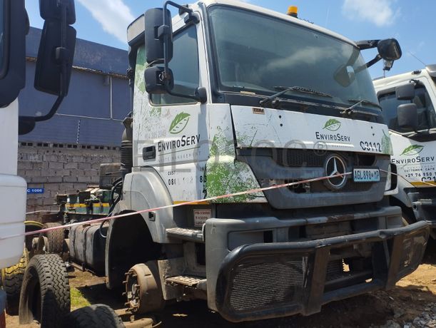 Camião Mercedes-Benz · 2013