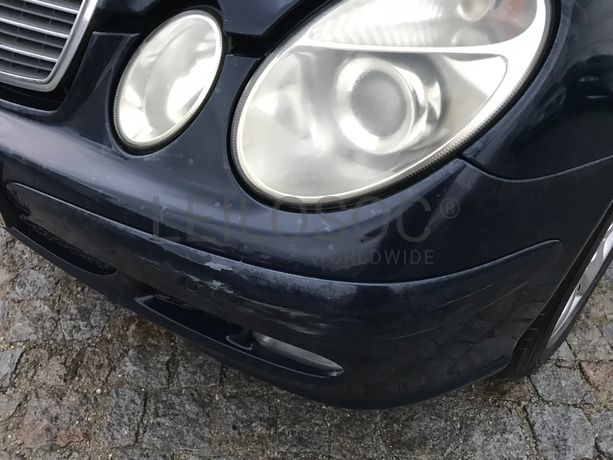 Mercedes-Benz E270 CDI · Ano 2002