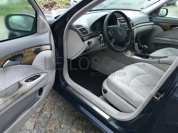 Mercedes-Benz E270 CDI · Ano 2002