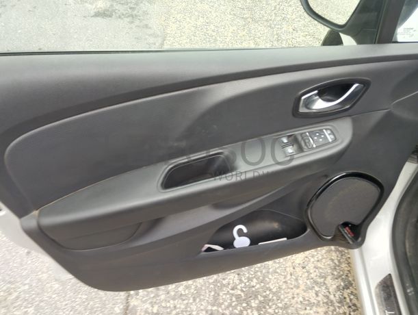 Renault Clio · Ano 2017