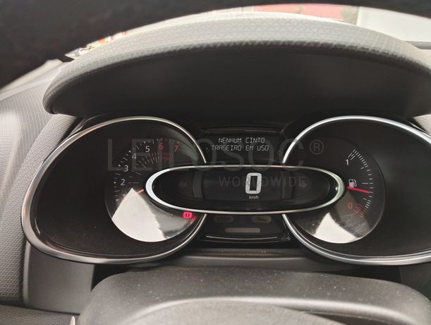 Renault Clio · Ano 2017