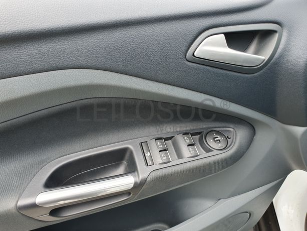 Ford Focus C-Max · Ano 2014