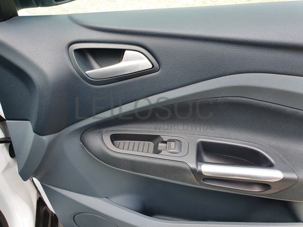 Ford Focus C-Max · Ano 2014