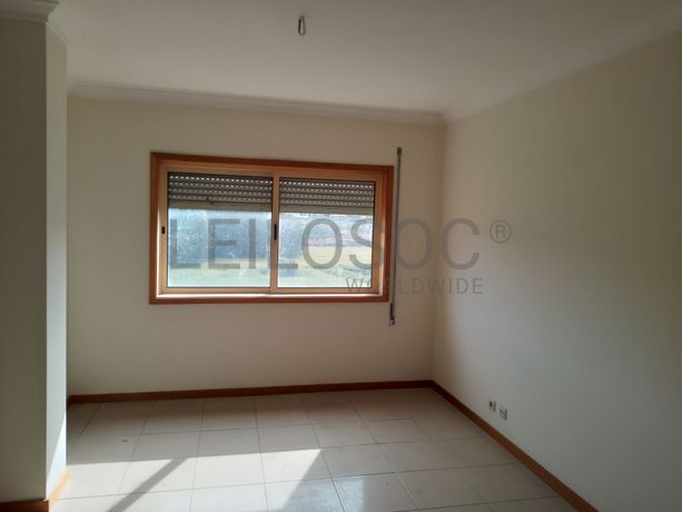 Apartamento T2 · Paredes
