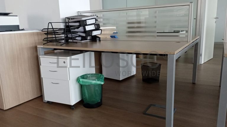 Mobiliário de escitório