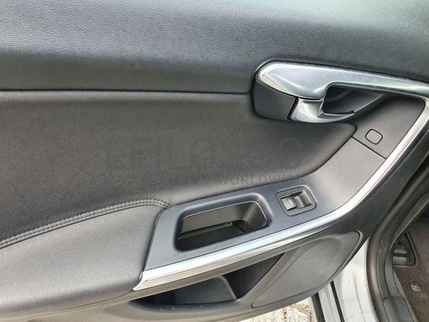 Volvo S60 · Ano 2011