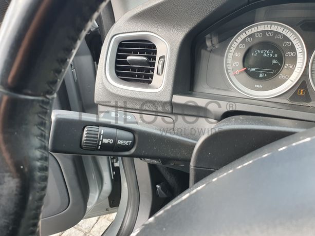 Volvo S60 · Ano 2011