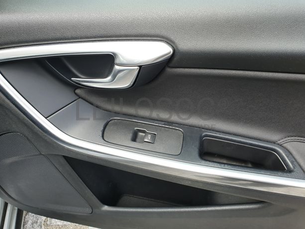 Volvo S60 · Ano 2011
