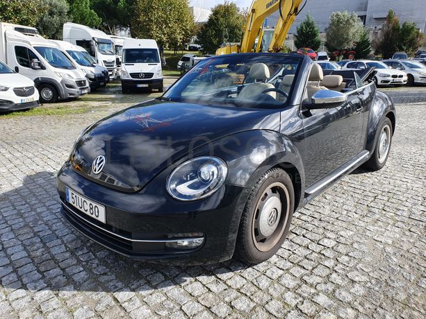 Volkswagen Beetle Cabrio · Ano 2013