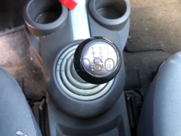 Mitsubishi Colt · Ano 2005