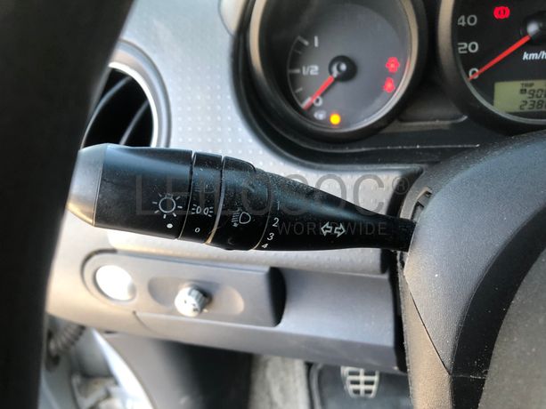 Mitsubishi Colt · Ano 2005