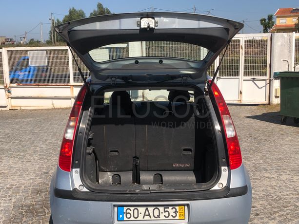 Mitsubishi Colt · Ano 2005