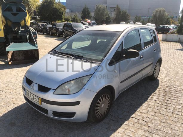Mitsubishi Colt · Ano 2005