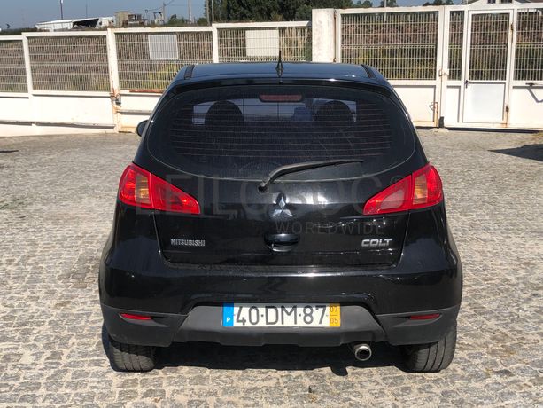 Mitsubishi Colt · Ano 2007