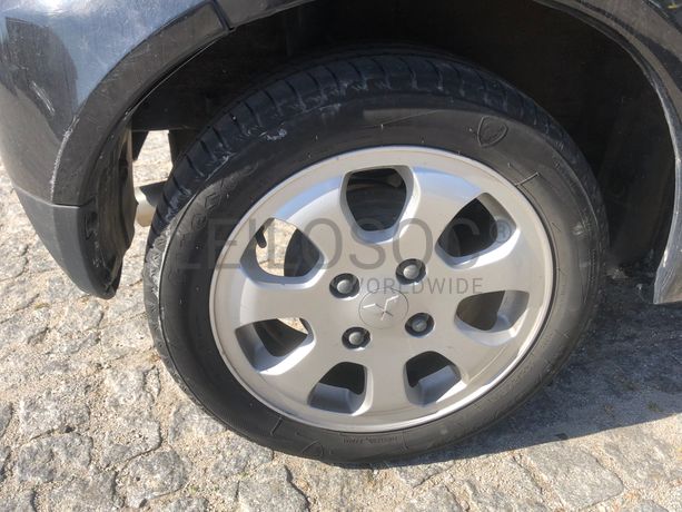 Mitsubishi Colt · Ano 2007