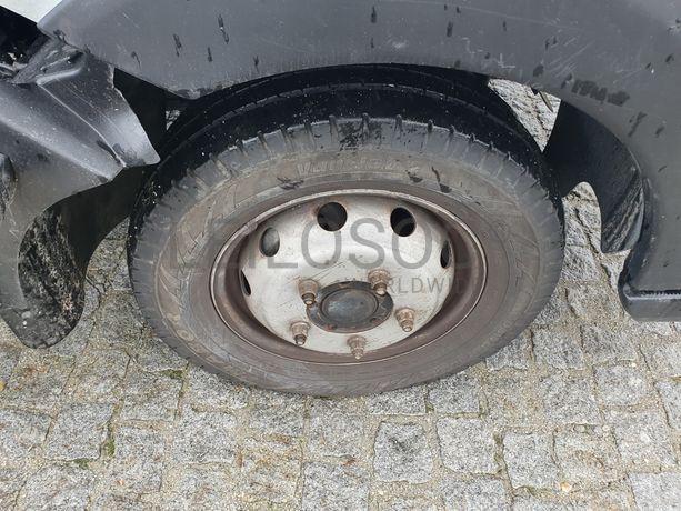 Renault Maxity Com Plataforma Elevatória Cela