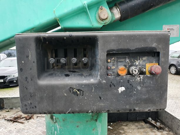 Renault Maxity Com Plataforma Elevatória Cela