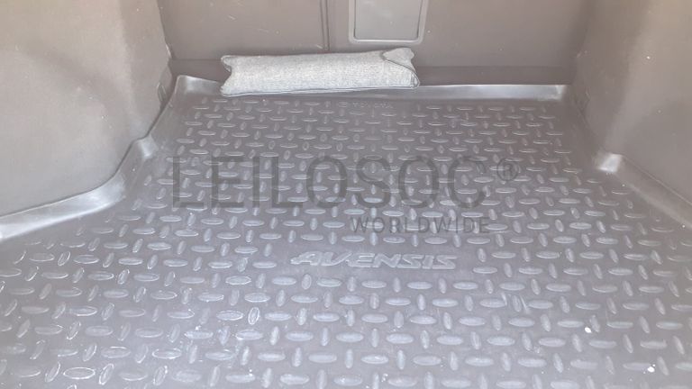 Toyota Avensis D-4D · Ano 2010