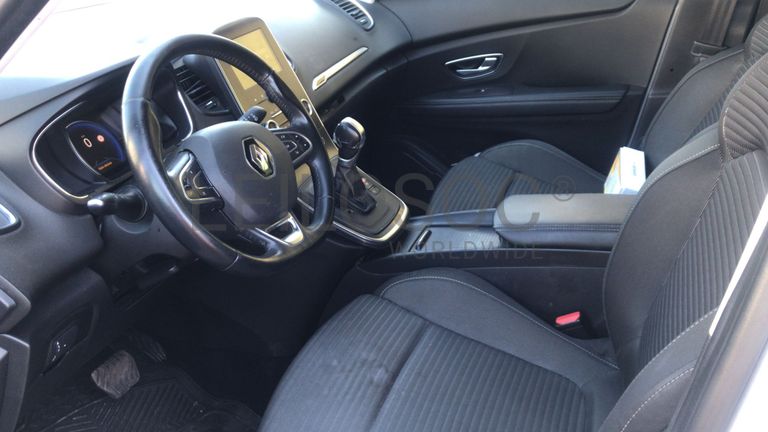 Renault Grand Scénic · Ano 2017
