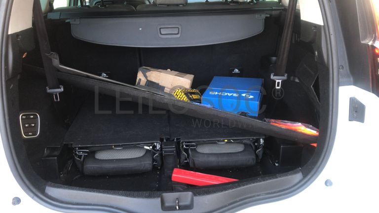 Renault Grand Scénic · Ano 2017