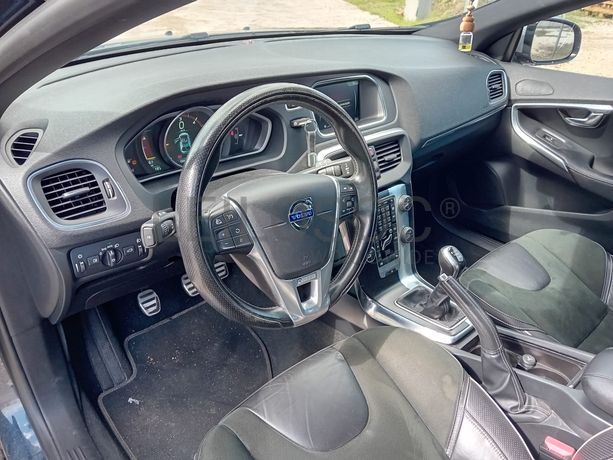 Volvo V40 · Ano 2014