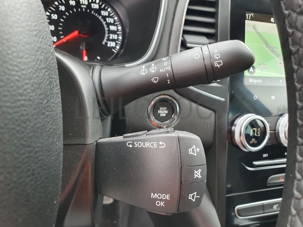 Renault Mégane · Ano 2022