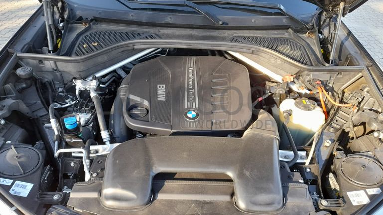 BMW X5 30d · Ano 2015