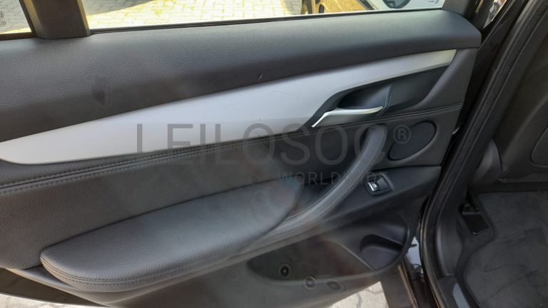 BMW X5 30d · Ano 2015