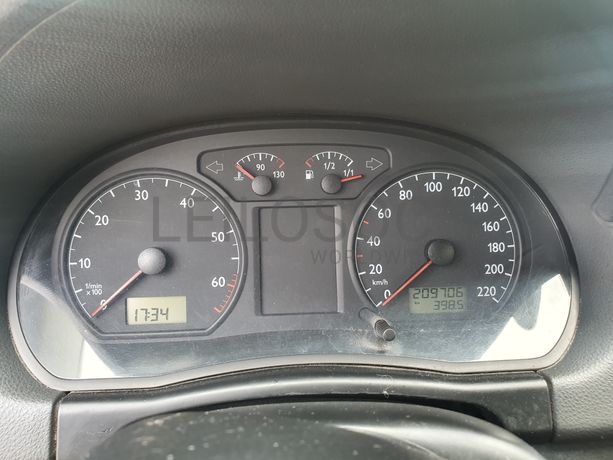 Volkswagen Polo · Ano 2003