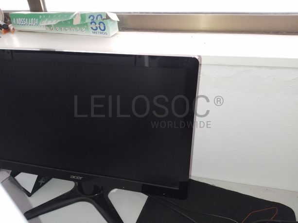 Material Informático e Mobiliário de Escritório