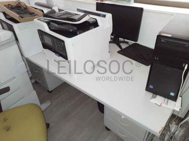 Material Informático e Mobiliário de Escritório