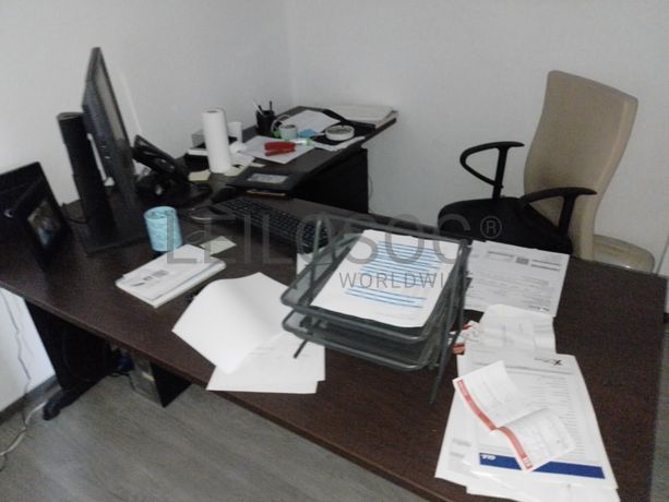 Material Informático e Mobiliário de Escritório