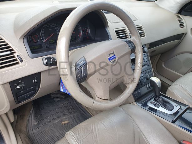 Volvo XC90 · Ano 2003