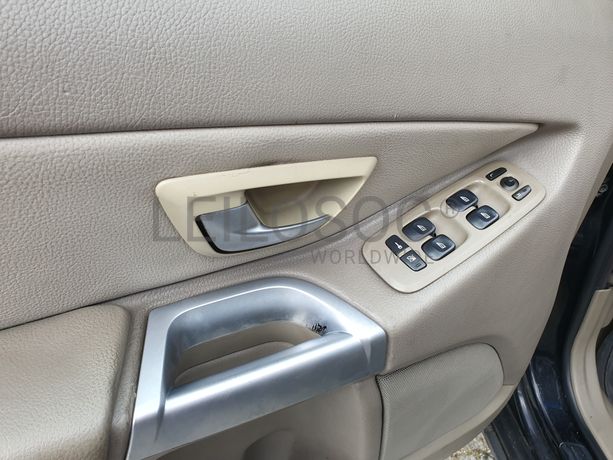 Volvo XC90 · Ano 2003