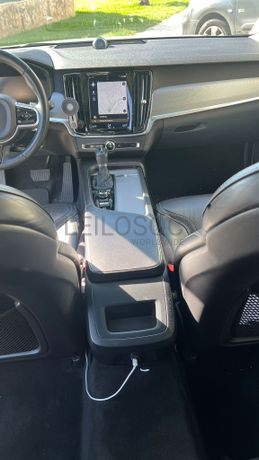 Volvo V90 D4 Inscription · Ano 2016