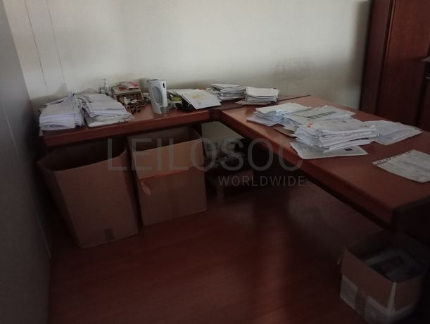 Equipamento de Escritório · Diversos