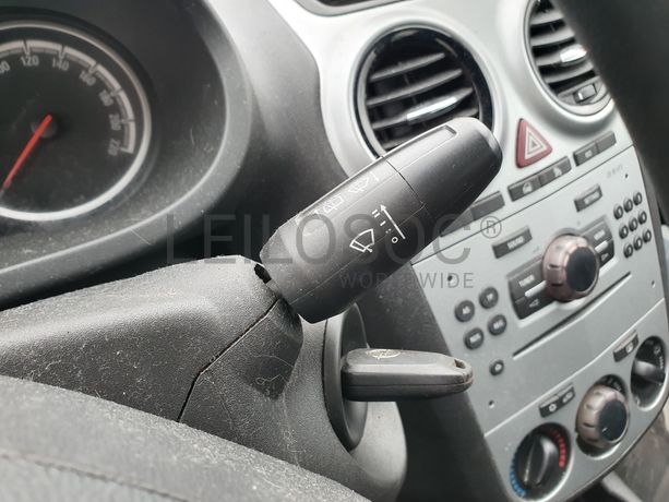 Opel Corsa · Ano 2012