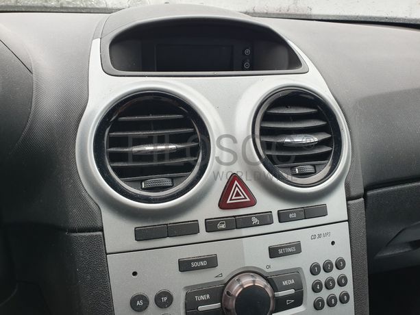 Opel Corsa · Ano 2012