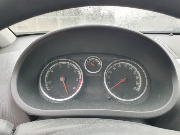 Opel Corsa · Ano 2012