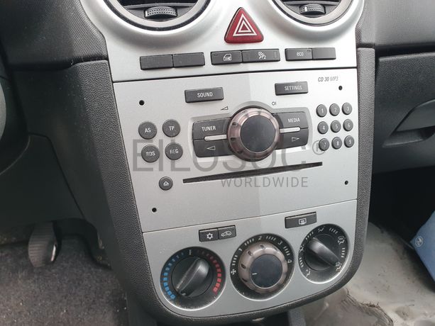 Opel Corsa · Ano 2012