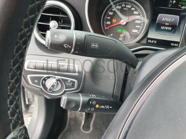 Mercedes-Benz C350 · Ano 2017