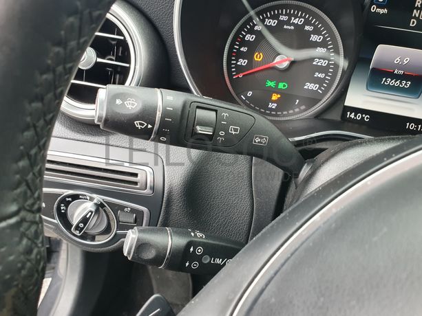 Mercedes-Benz C220 · Ano 2015