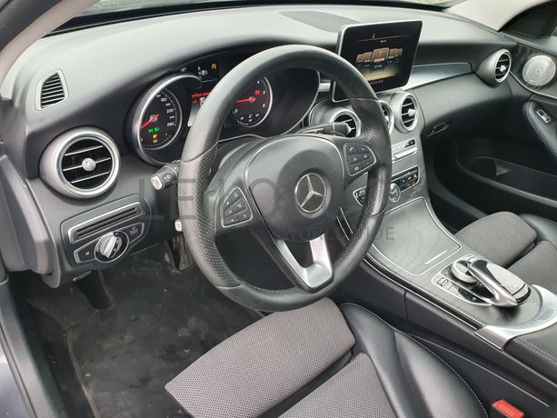 Mercedes-Benz C220 · Ano 2015