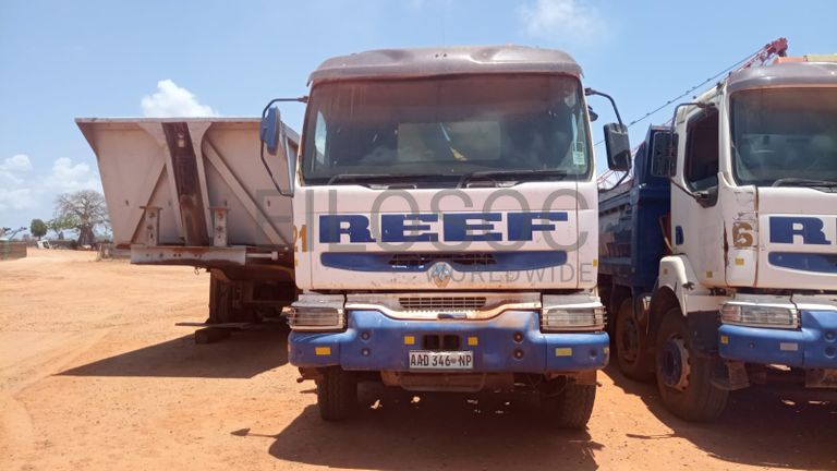 Camião Grua marca Renault 370DCI