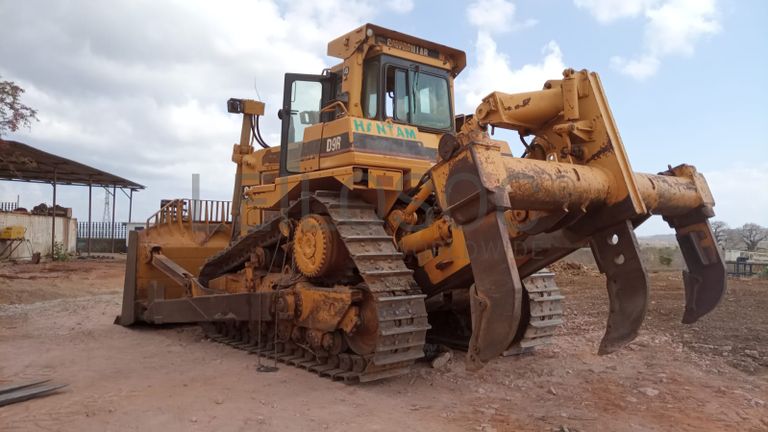 Bulldozer CAT D9R