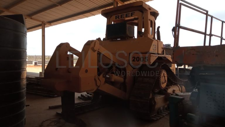 Bulldozer CAT D7E