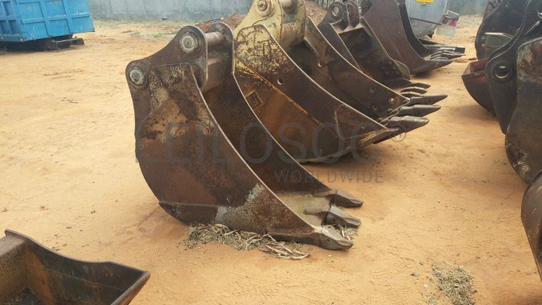 Balde escavadeira 22 polegadas