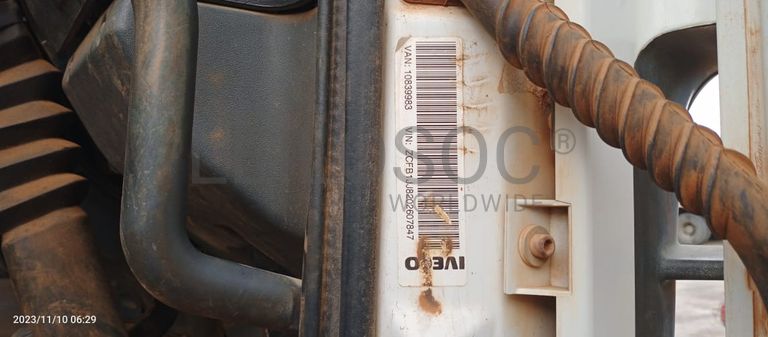 Camião de marca Iveco