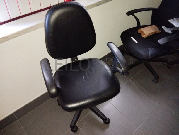 Equipamentos de Escritório · Diversos